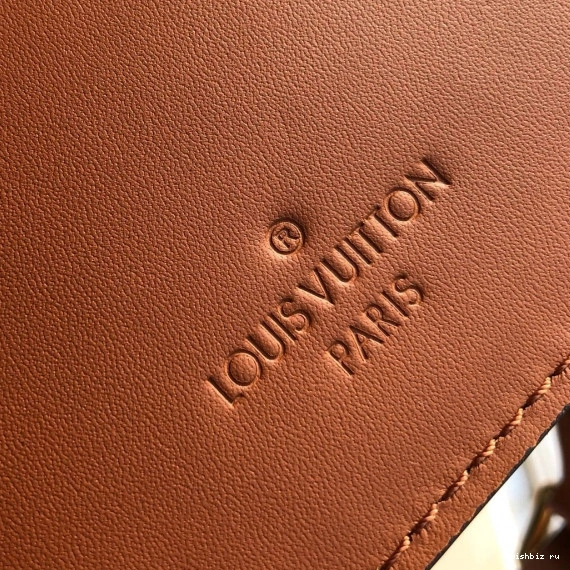 WIS Louis Show） Belt Spring Bag（2019 Vuitton 0912